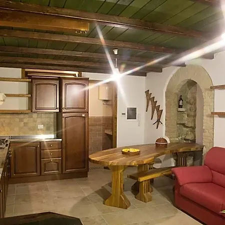 Hotel Diffuso - Il Poggetto Tra Urbino & San Marino 5*