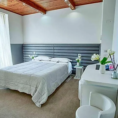 Diffuso - Il Poggetto Tra Urbino & San Marino 5* Tavoleto